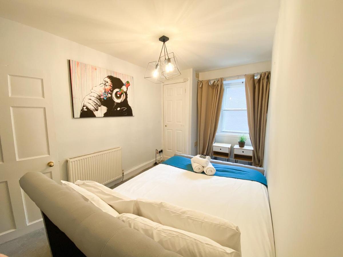 Rose Street'S Hidden Treasure- 2Bed Newly Refurbished Apt Edinburgh Dış mekan fotoğraf