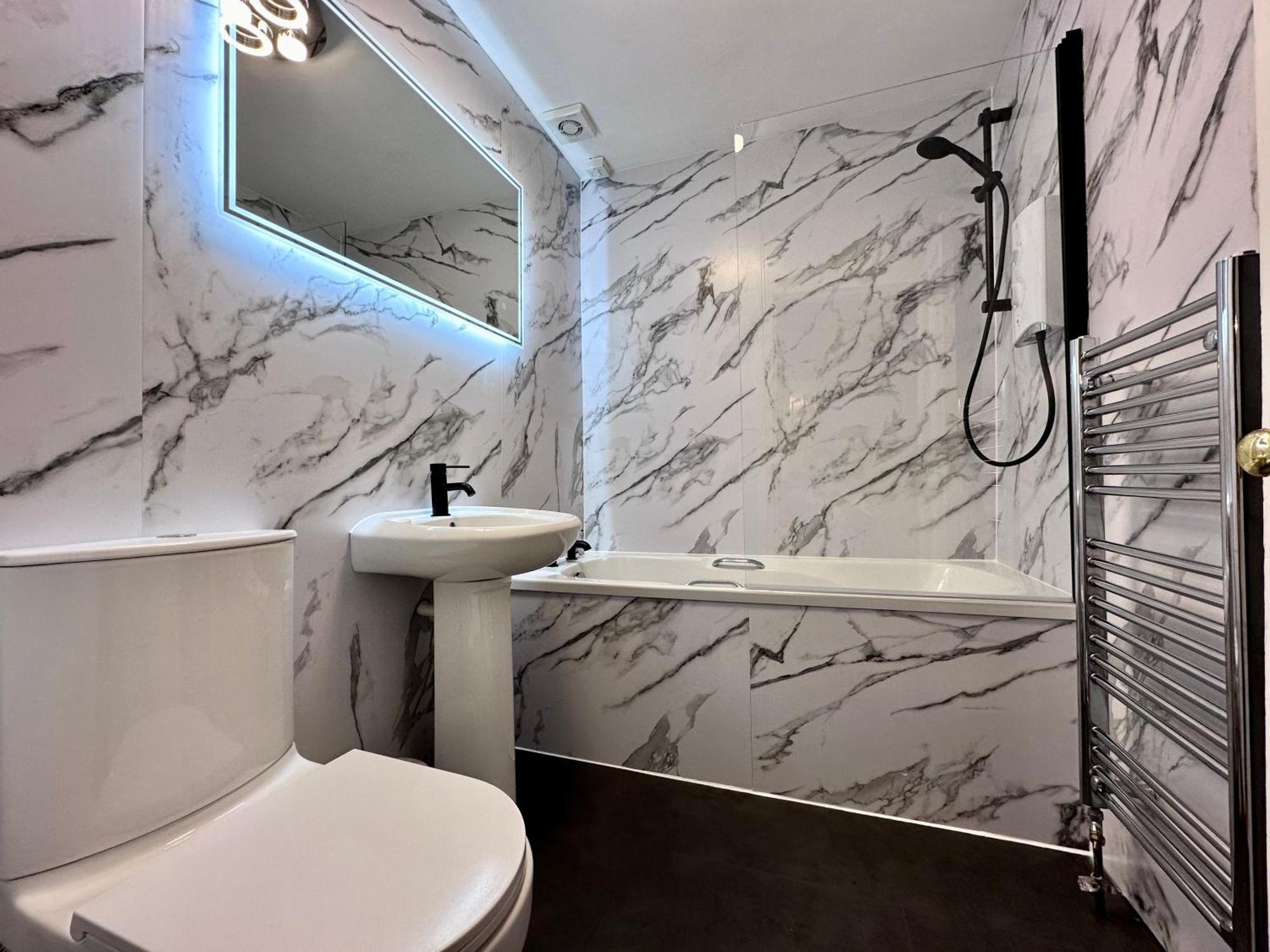 Rose Street'S Hidden Treasure- 2Bed Newly Refurbished Apt Edinburgh Dış mekan fotoğraf